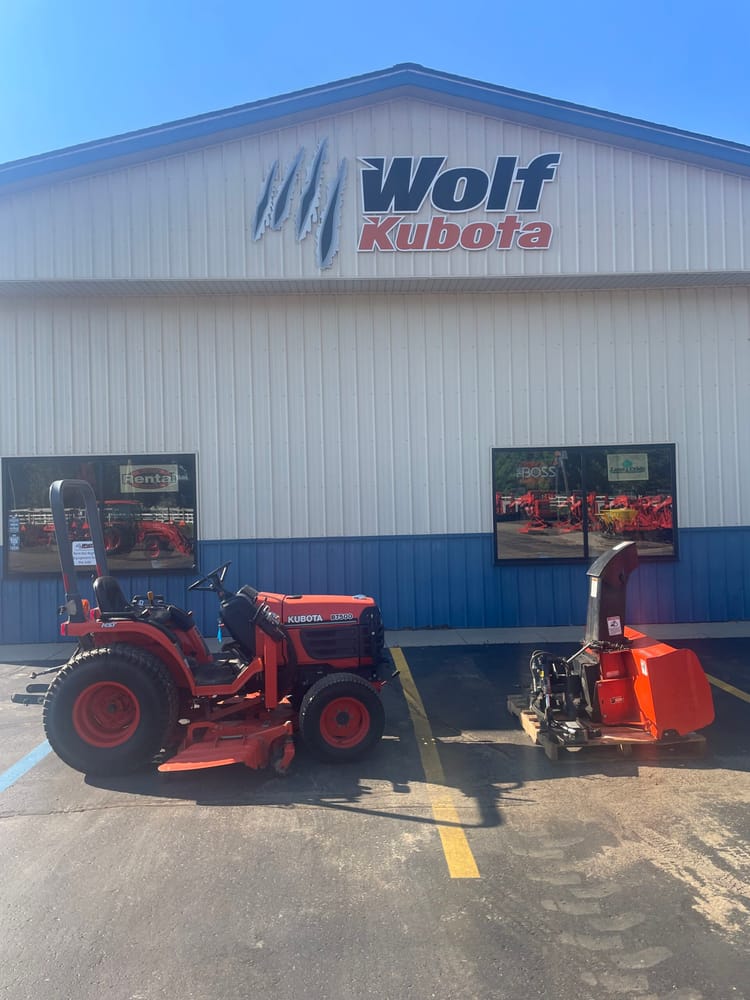 Used Kubota B7500HSD Tractor