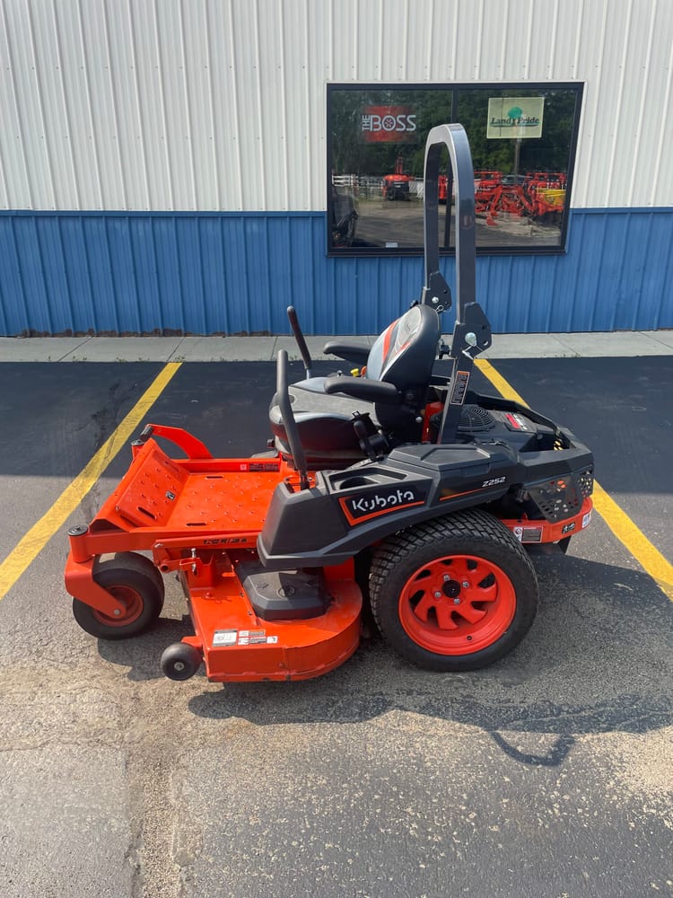 Used Kubota Z252KW-54